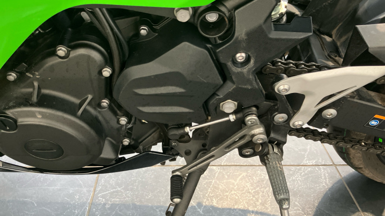 Kawasaki Ninja EX500JSFAN (25MY)